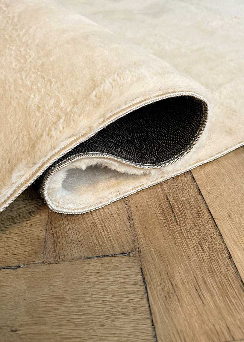 Soft Solid Faux Fur Rug – LAPONIE 01