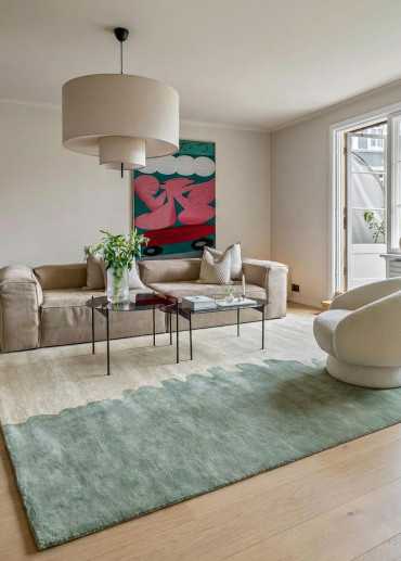 Tapis en laine vert d'eau...