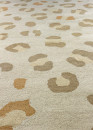 Tapis léopard en laine fait main LOUV