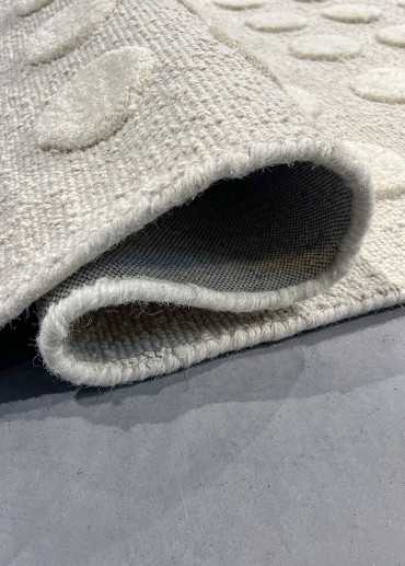 Tapis à pois crème en laine fait main OLITE