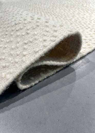 Tapis en laine bouclée fait main crème CRISTAL