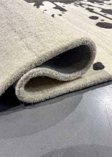 Tapis design en laine fait main DIORI