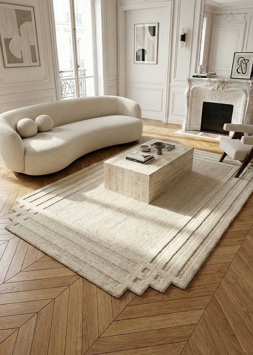 Tapis en laine asymétrique fait main GYPSE