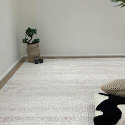Conçu avec des poils courts de haute qualité, le tapis Bogota 39 vous garantit confort et durabilité😌.

#tapis #toutapis #interieur #décoration #interieur123 #interieurdesign