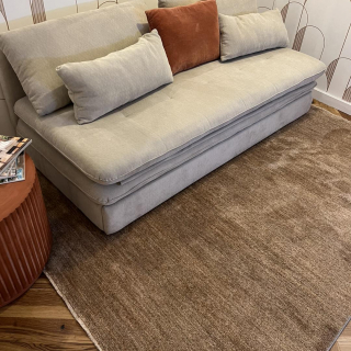 Optez pour des tapis aux couleurs originales avec la collection Impulse 🧡 

Ces tapis de haute qualité à poils ras avec des franges sont faciles d’entretien et résistants 

RÉF : Impulse couleur cuivre 

#tapis #toutapis #interieur #décoration #interieur123